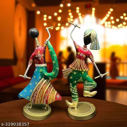 Folk Fusion – Dandiya Couple Metal Showpiece